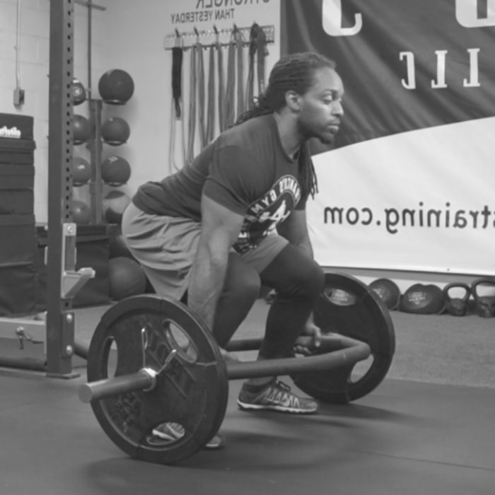 13 Benefits of the Trap Bar Deadlift vs. Barbell Deadlift